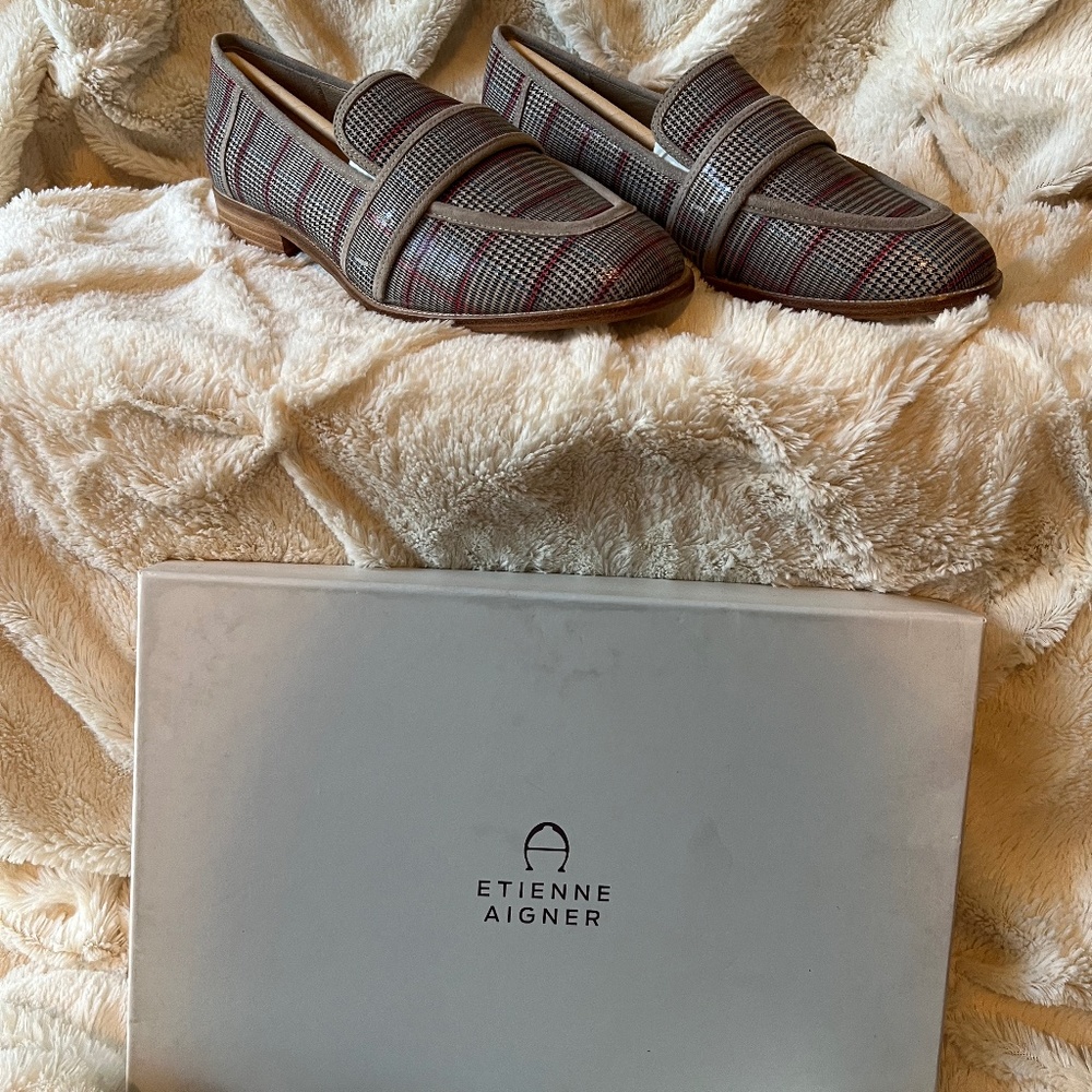 Brand New Etienne Aigner Flats